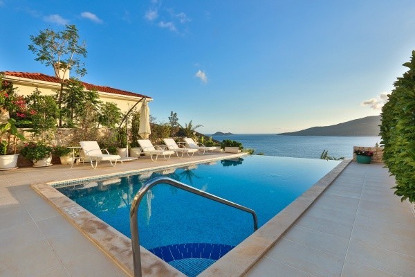VILLA KOTTI